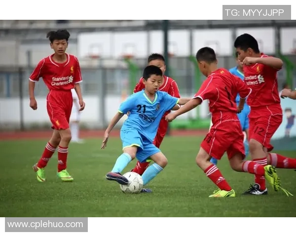 卡通足球明星们欢聚一堂同场竞技,畅谈足球梦想与未来挑战 卡通足球明星们欢聚一堂同场竞技,畅谈足球梦想与未来挑战